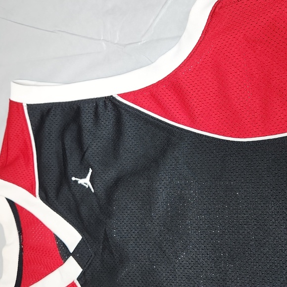 Jordan #23 Jersey - Picture 6 of 16